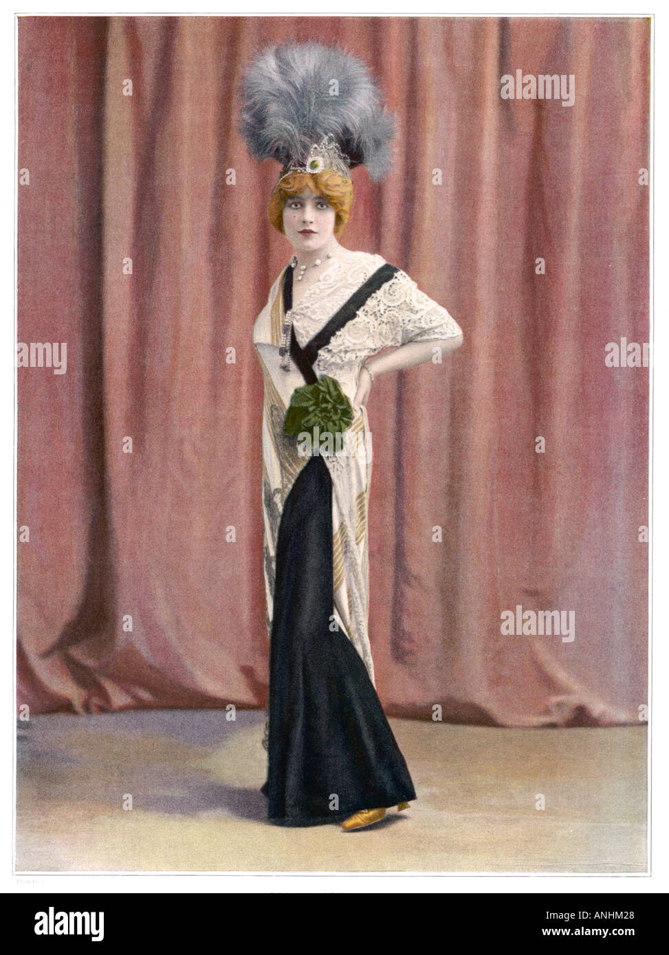 Tunic dress hi-res stock photography and images - Alamy