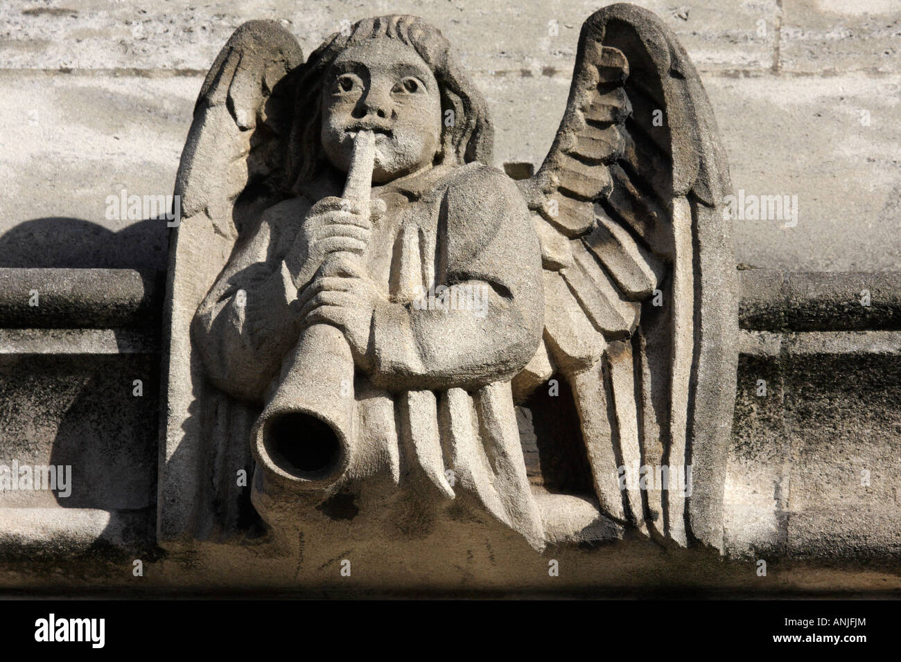 Angel carving cherub hi res stock photography and images Page 2 Alamy