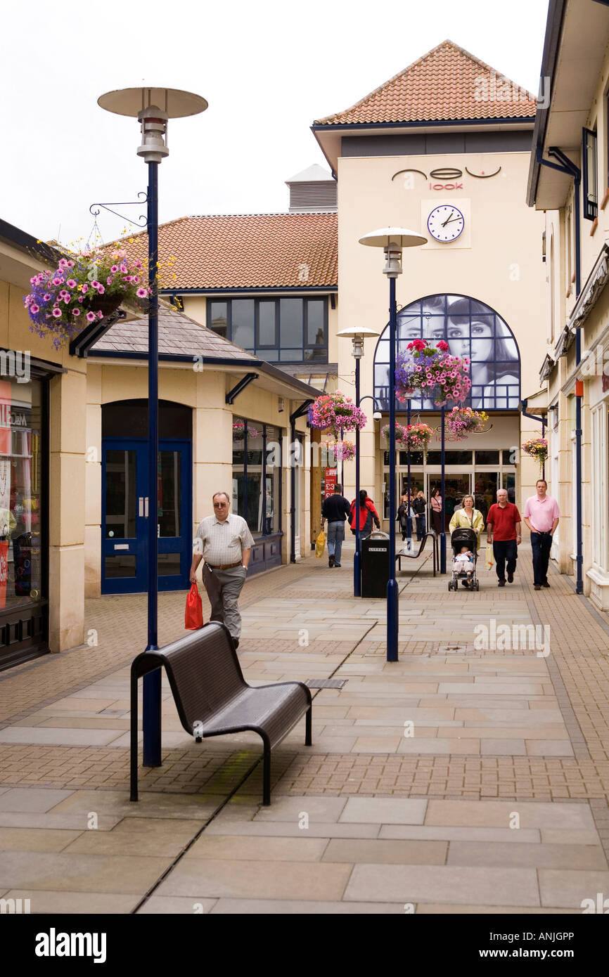 UK Wiltshire Chippenham High Street Borough Parade in old Cheese Market Stock Photo