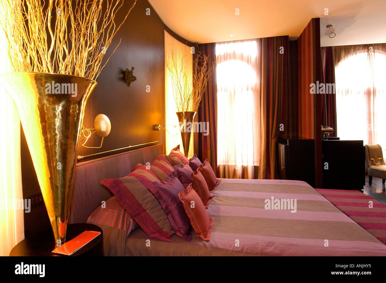 luxury hotel bedroom Stock Photo