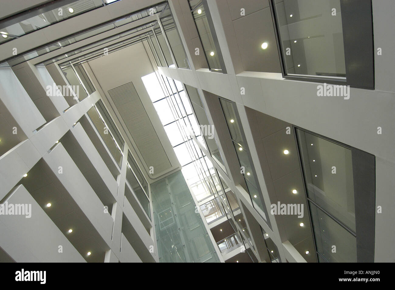High ceilings office hi-res stock photography and images - Alamy
