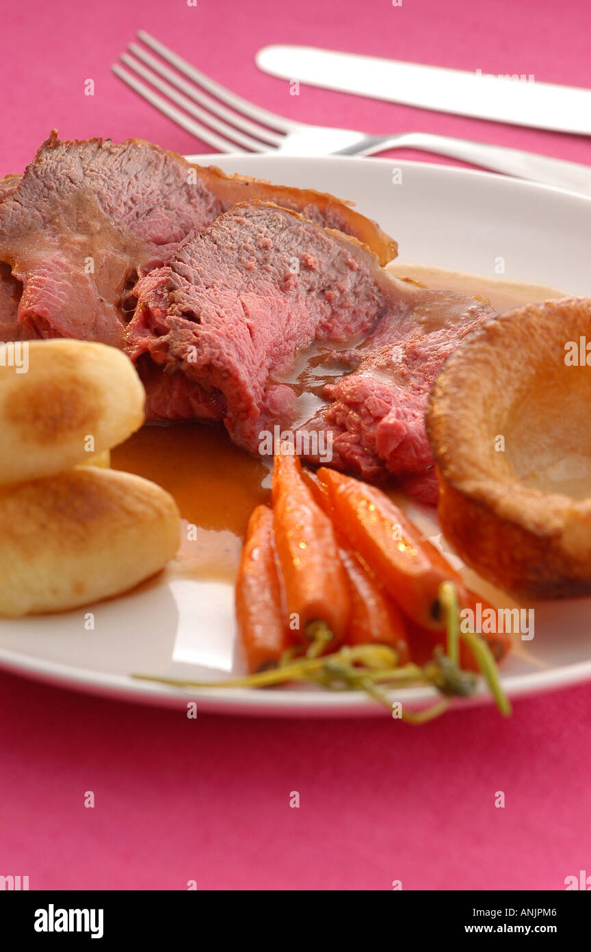roast beef and Yorkshire pudding Stock Photo - Alamy