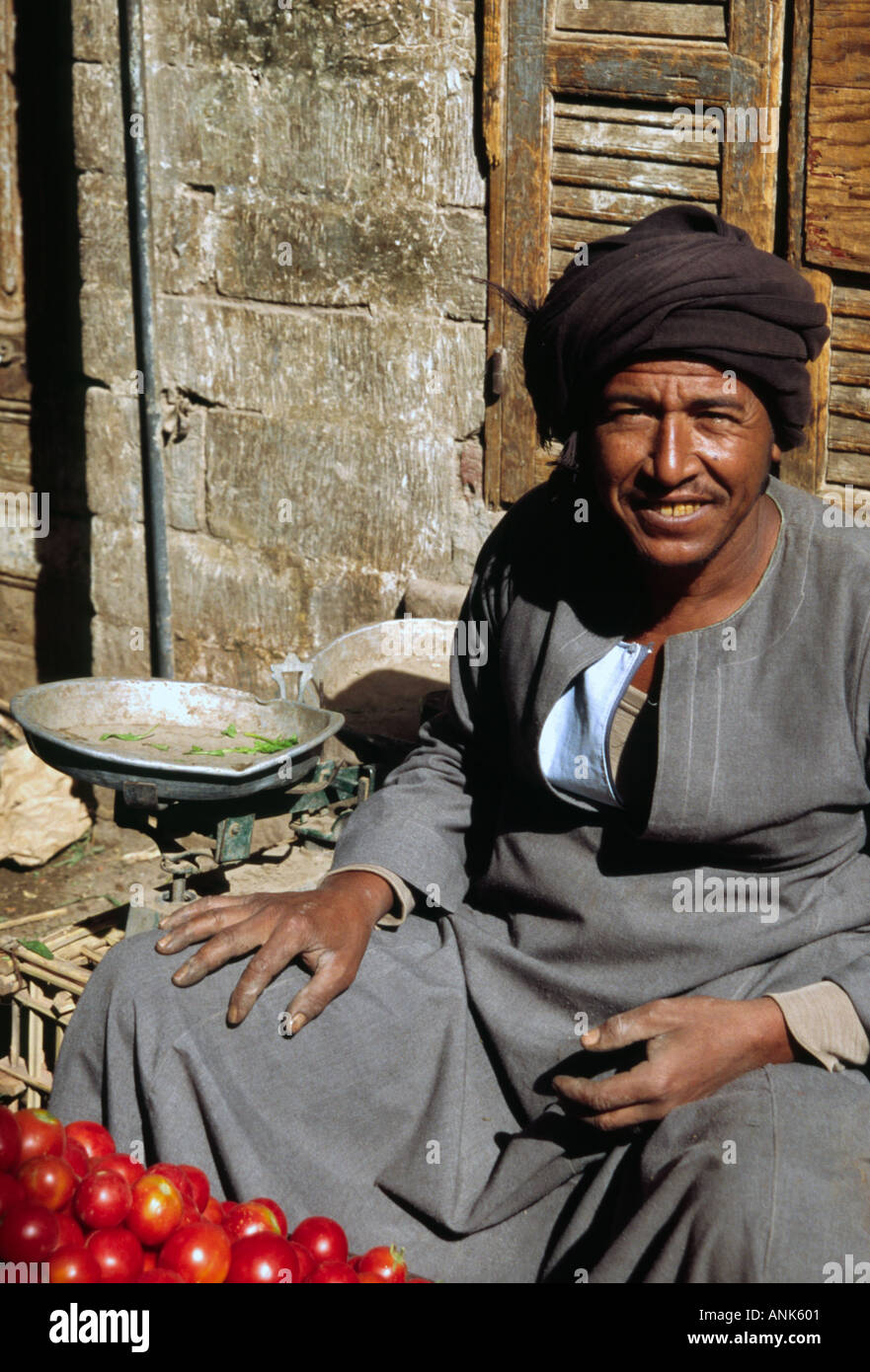 Egyptian man aswan market in hi-res stock photography and images - Alamy