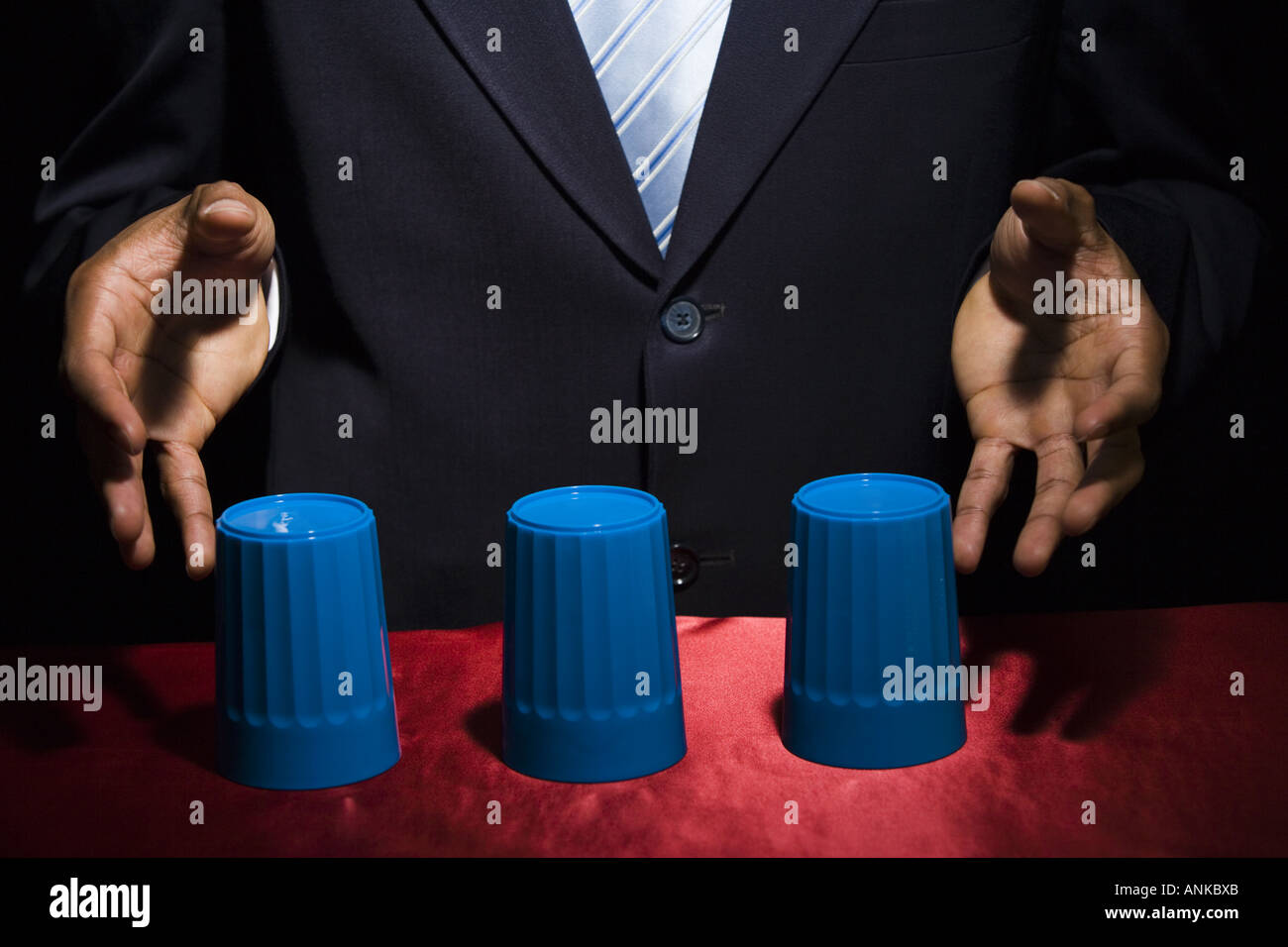 Shell Game Paris Shell game hi-res stock photography and images - Alamy