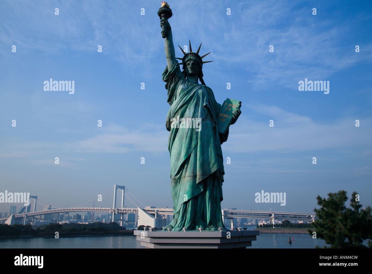 Statue of liberty replica, Tokyo, Japan Stock Photo Alamy