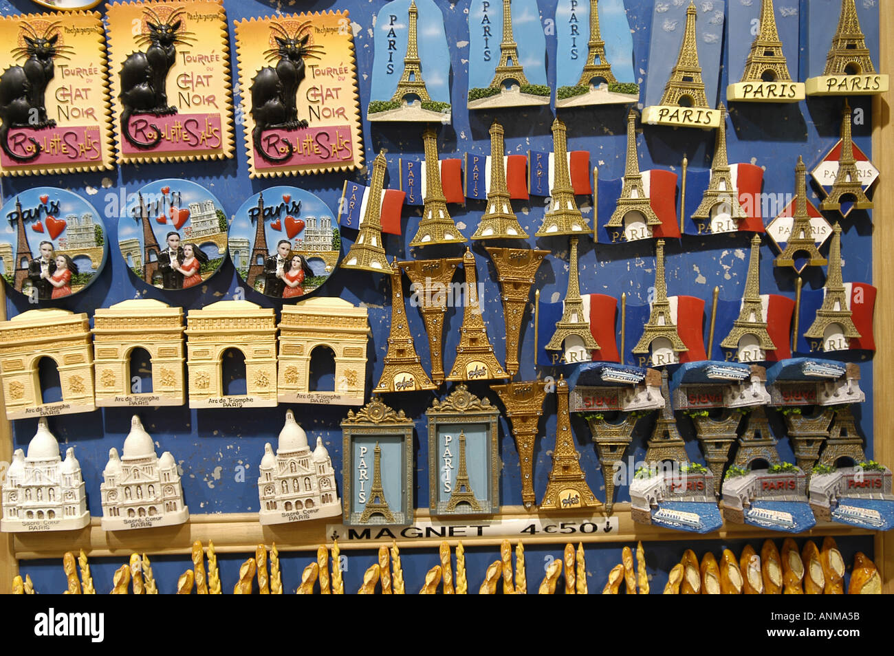 Souvenirs Suvenirs Sovenirs Tourism Paris France Lifestyle Detail Stock Souvenirs Suvenirs Sovenirs Tourism Paris France Lifestyle Detail Stock