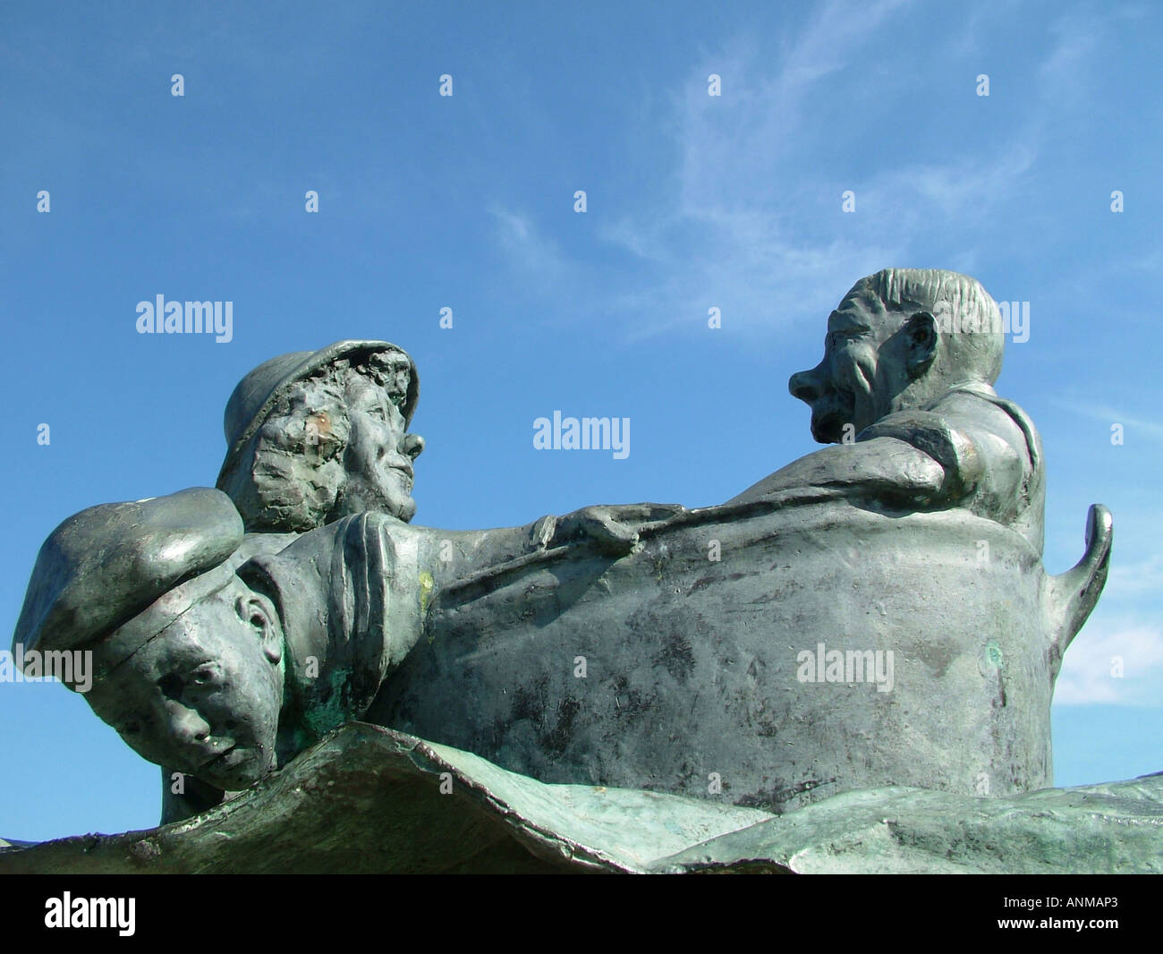 Wife on the Ocean Wave Sculpture Cardiff Bay South Wales Stock Photo