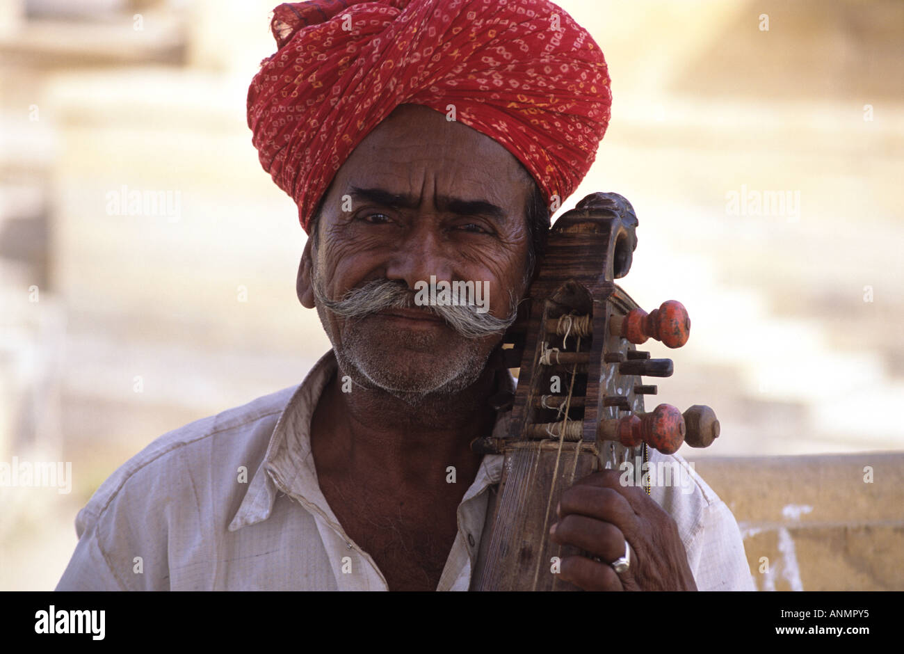 Sarod hires stock photography and images Alamy