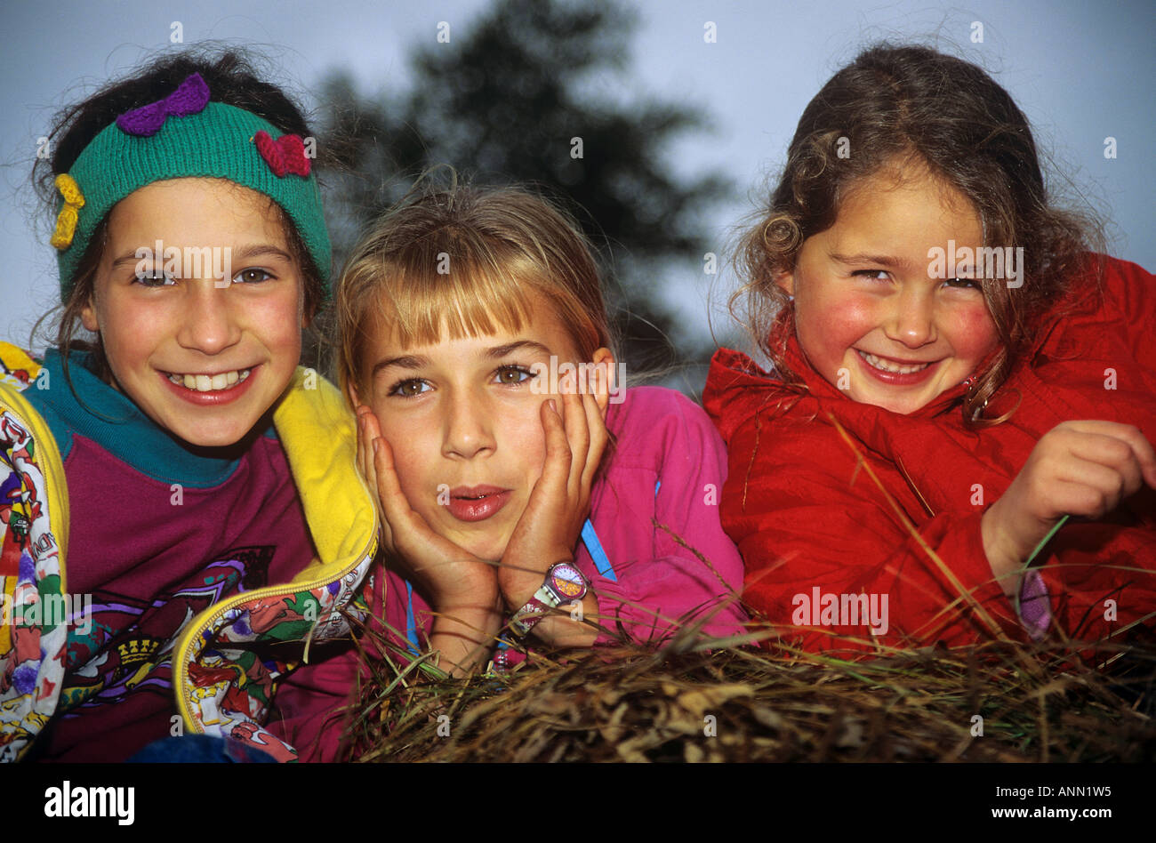 Three girls hi-res stock photography and images - Alamy