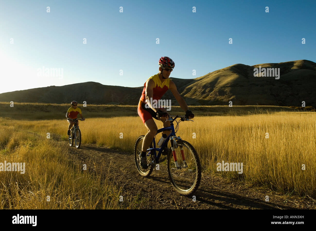 Couple riding mountain bikes salt hires stock photography and images