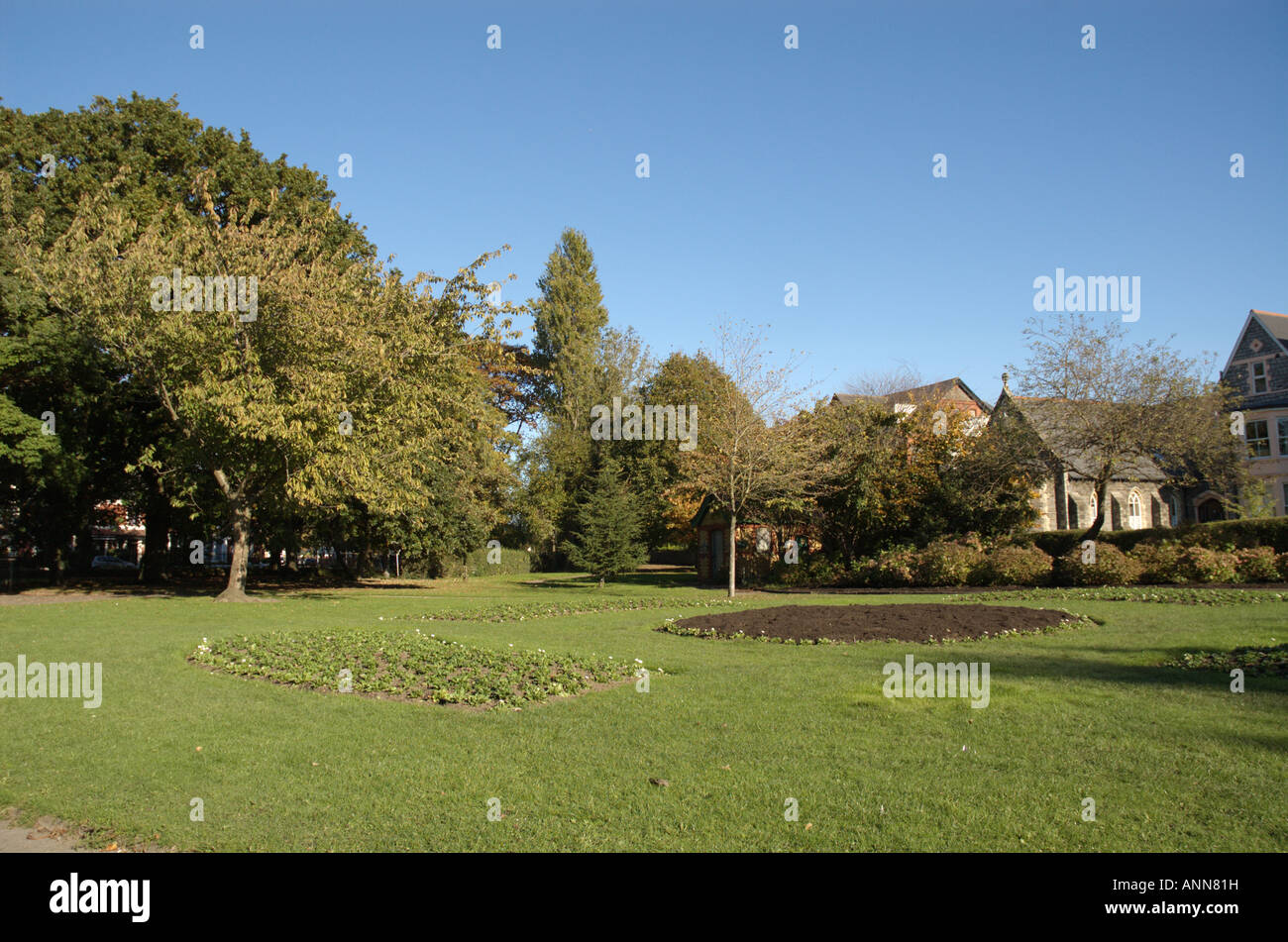 Park keepers hut Waterloo Gardens, Cardiff Stock Photo Alamy