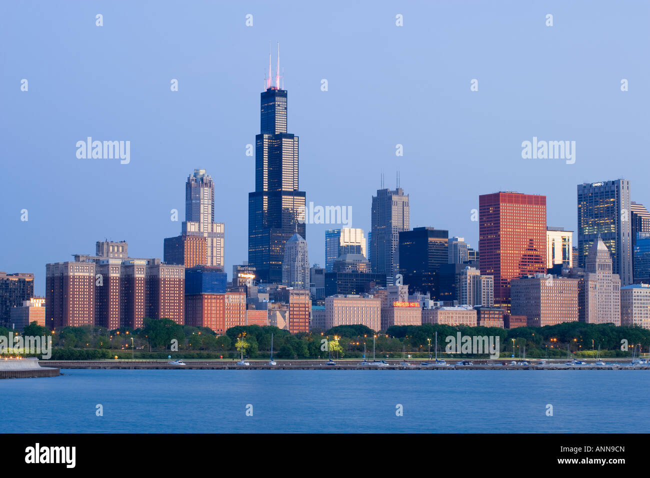 USA Chicago Skyline viewed over lake Michigan Stock Photo - Alamy