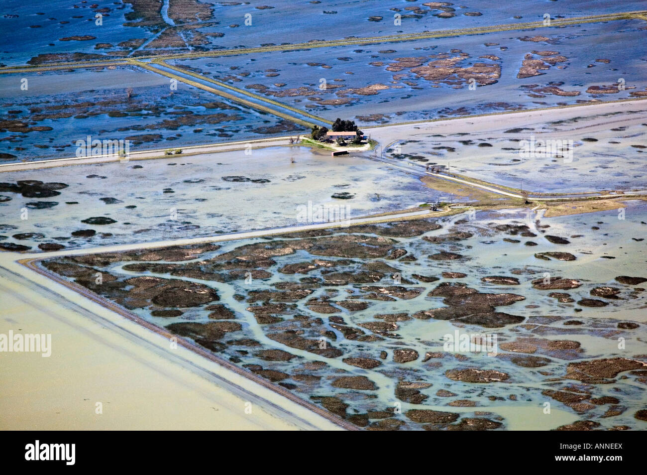 aerial-above-california-delta-central-valley-flooding-sacramento-river