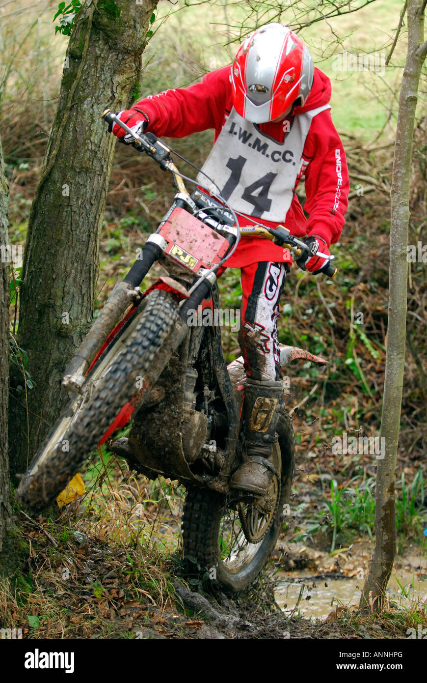 Moto Straddle trials motorcycles muddy skilful riding motocross engines scrambling ...