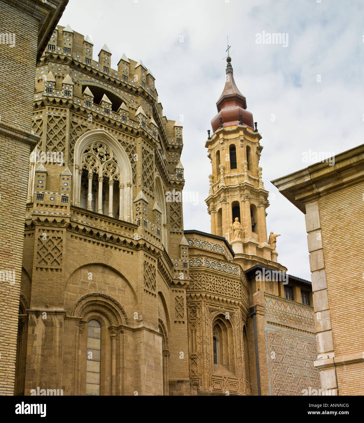 seo-cathedral-cathedral-of-the-savior-or-catedral-del-salvador
