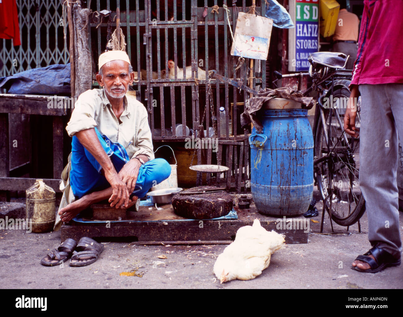 Street cobbler hires stock photography and images Alamy