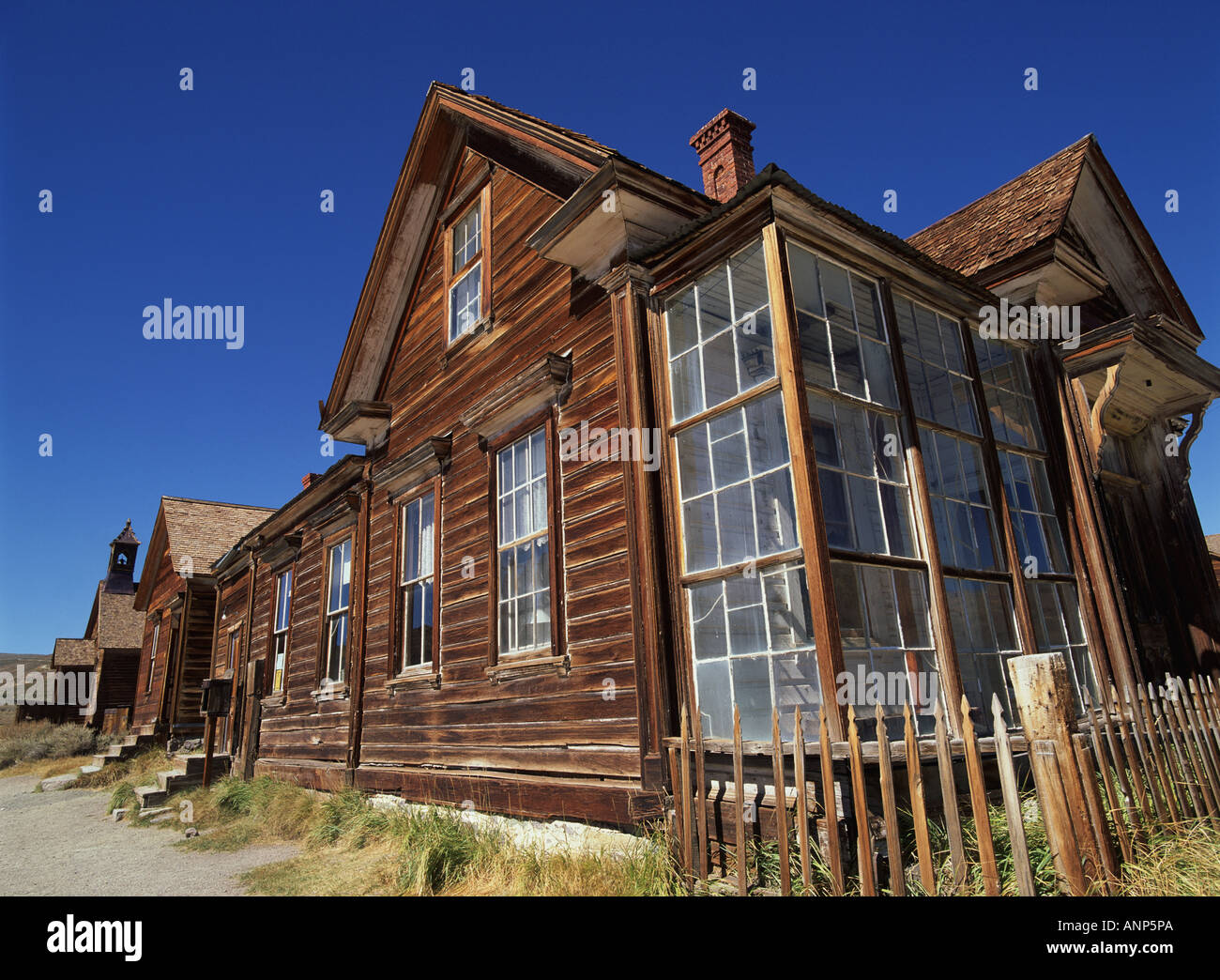 Exterior view log cabin hi-res stock photography and images - Alamy
