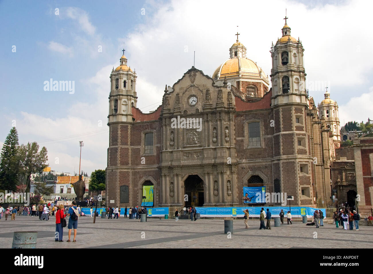 Guadalupe basilica hires stock photography and images Alamy