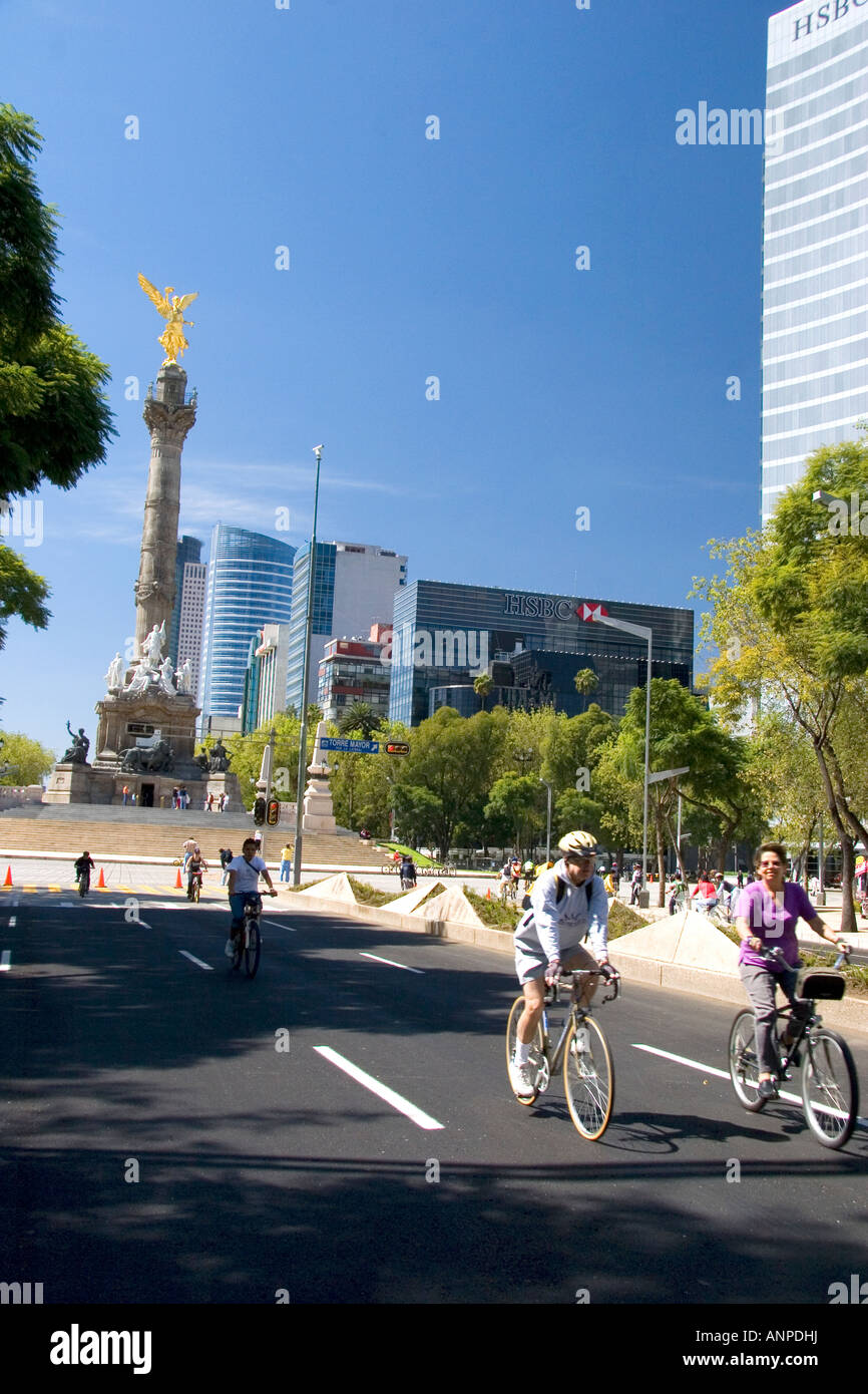 Reforma mexico sunday hi-res stock photography and images - Alamy