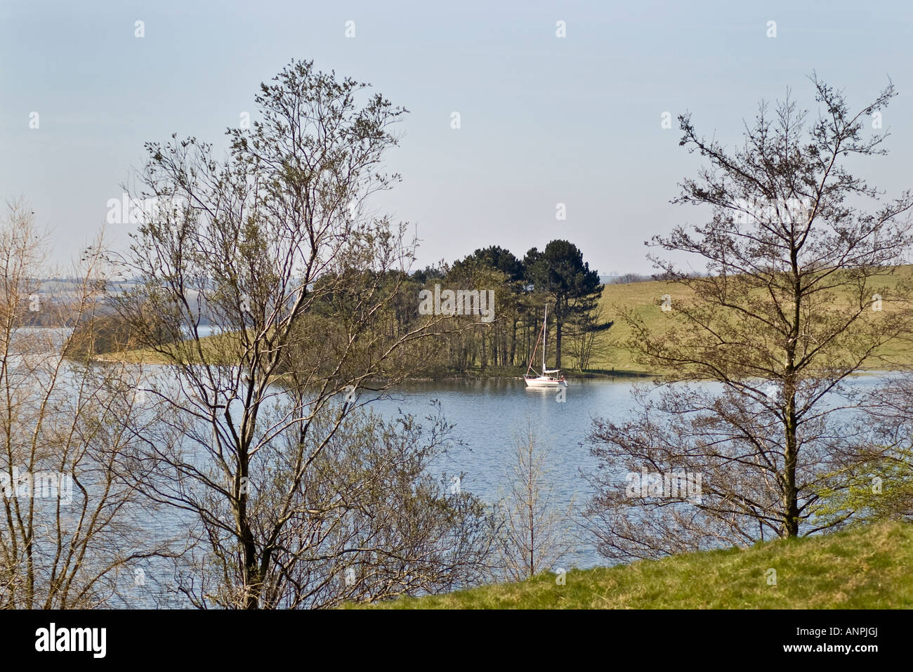 Spring In Rutland Empingham Reservoir High Resolution Stock Photography and Images - Alamy
