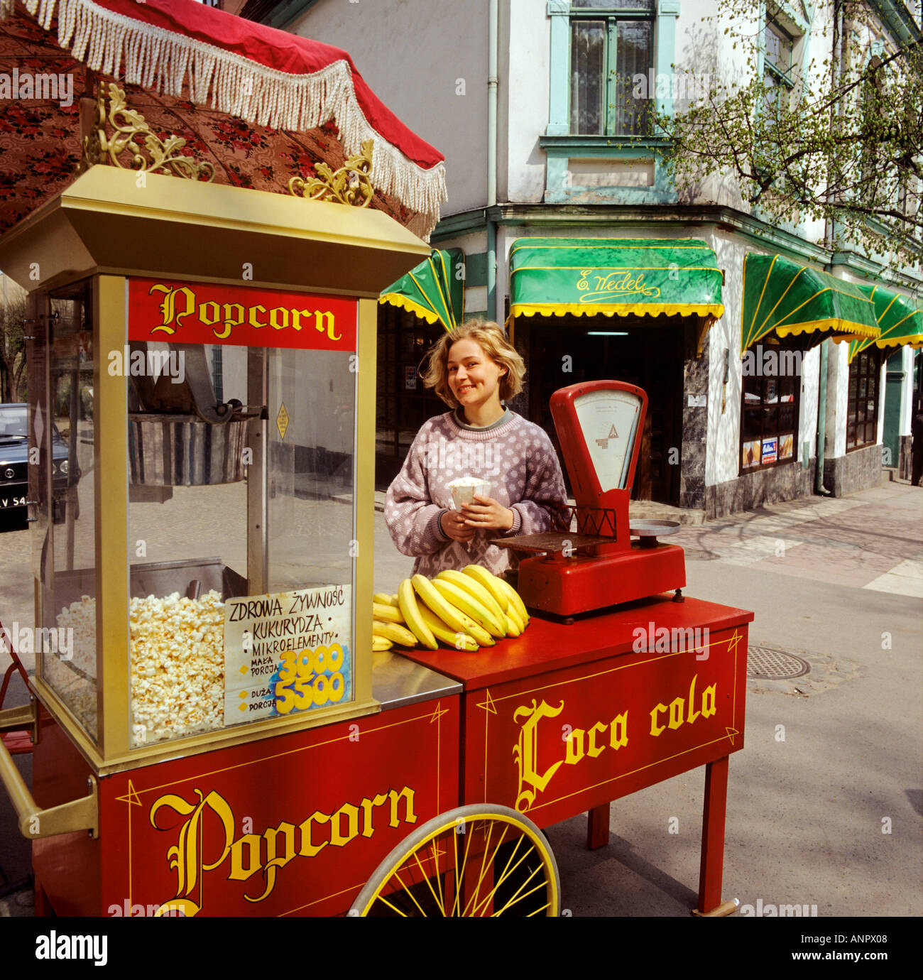 GDAŃSK POPCORN SELLER 1990’s Attractive girl popcorn and banana seller