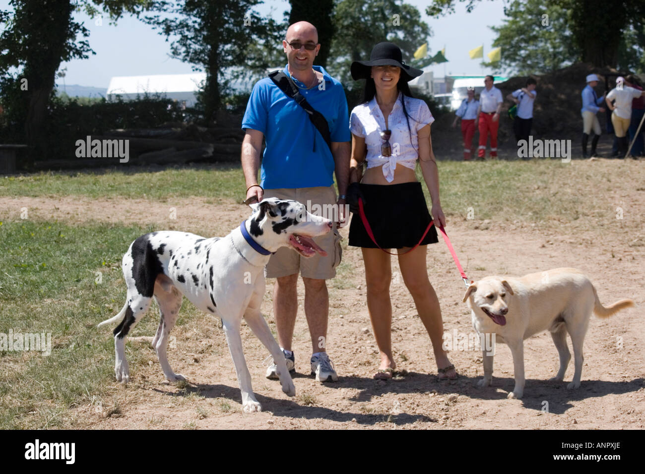 Fashion show man woman hi-res stock photography and images - Alamy