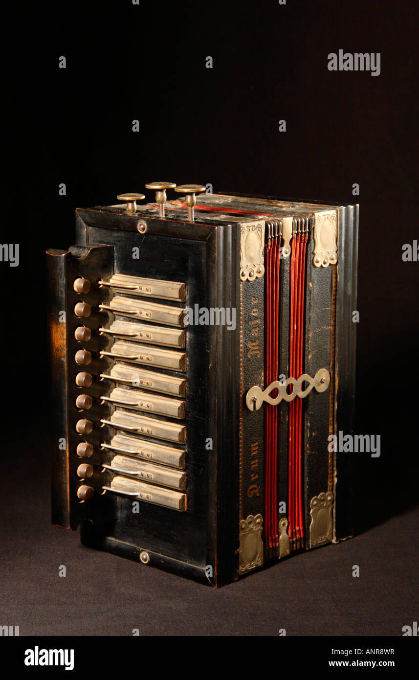 Single row accordion deals