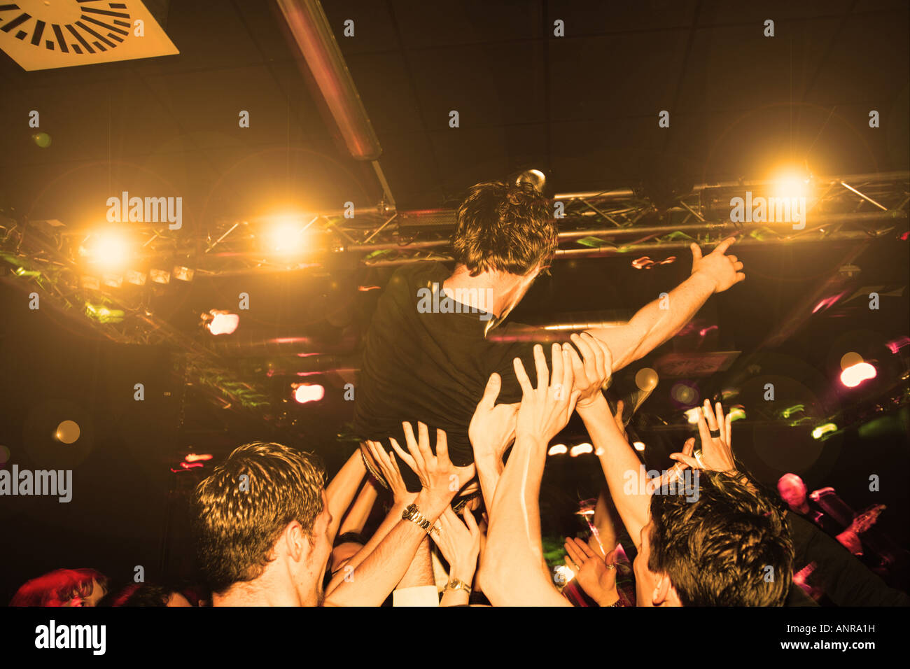 play stage dive play stage dive