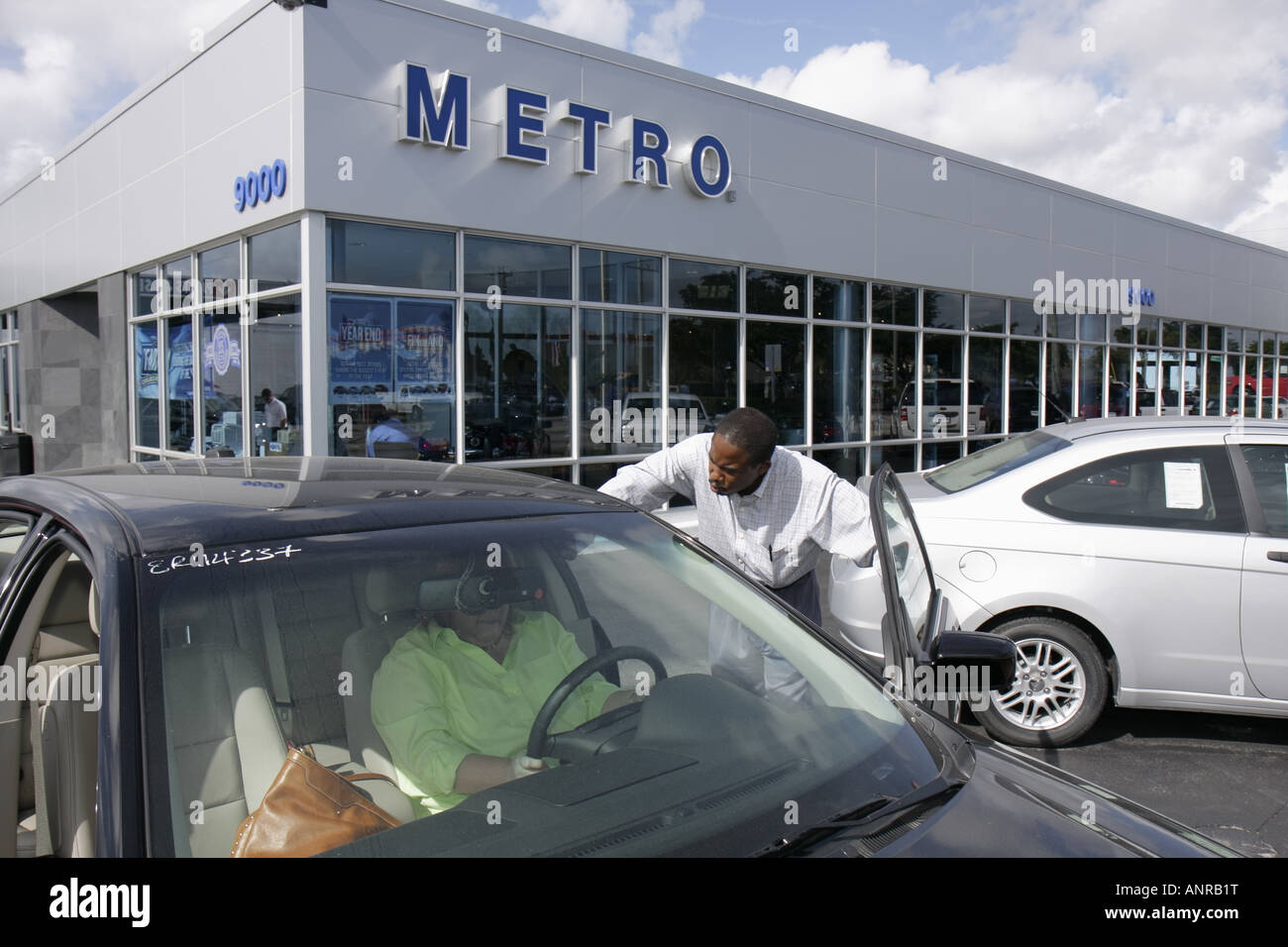 Metro ford hi-res stock photography and images - Alamy