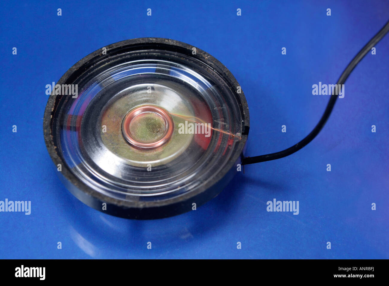 Earphone an sound transducer Stock Photo Alamy