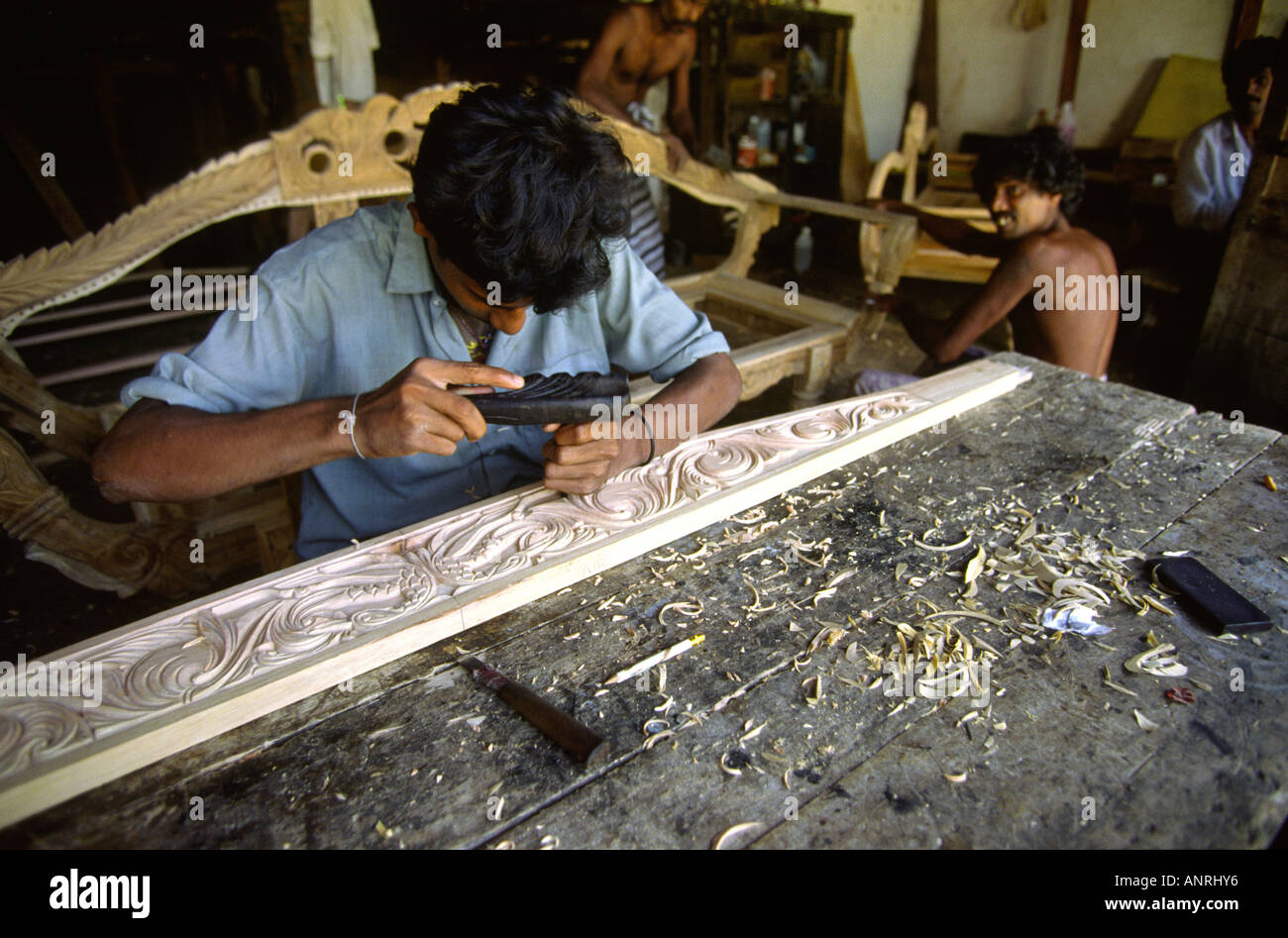 Sri lanka traditional wood carving hires stock photography and images