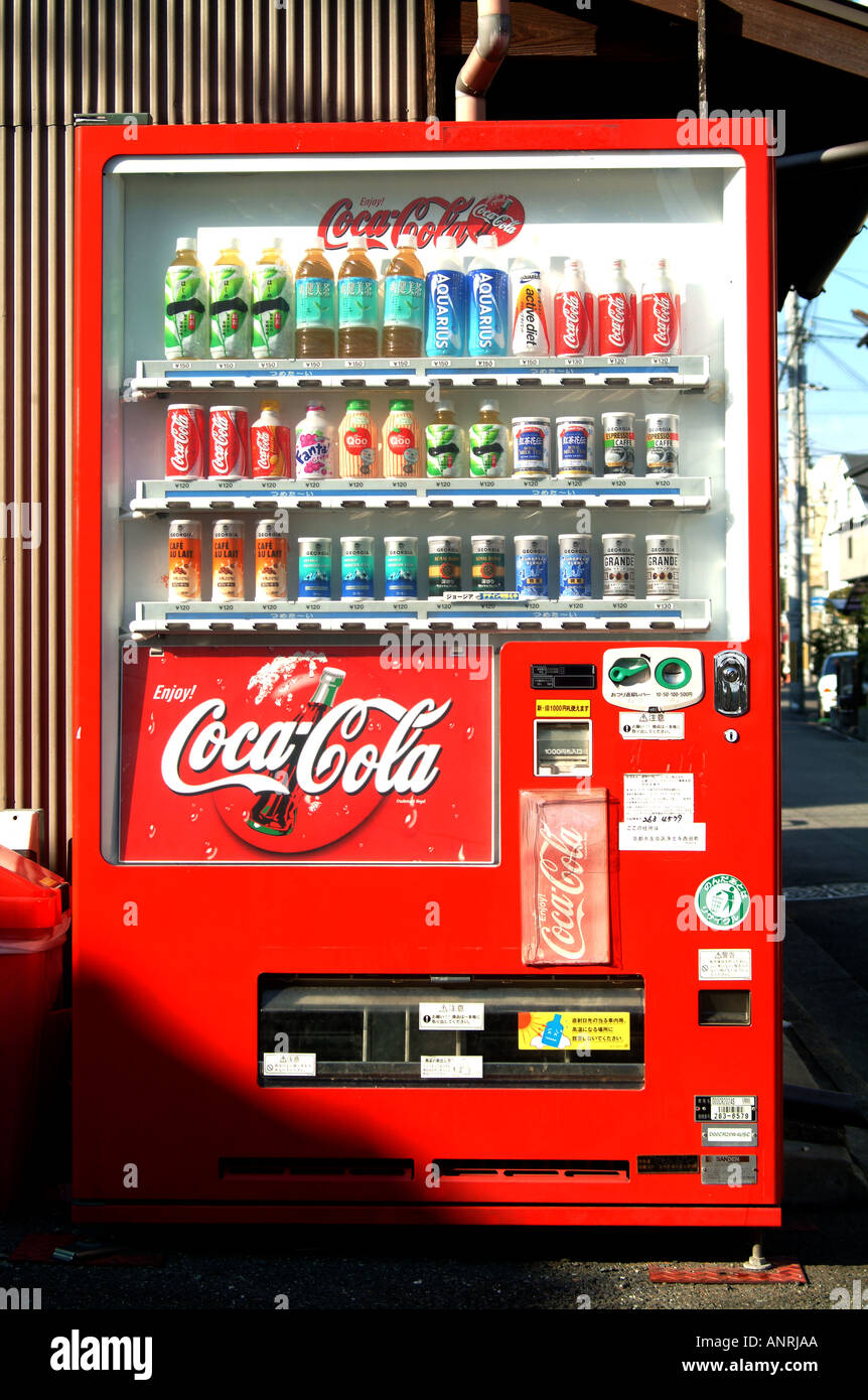 Vending machine coffee coca cola hi-res stock photography and images