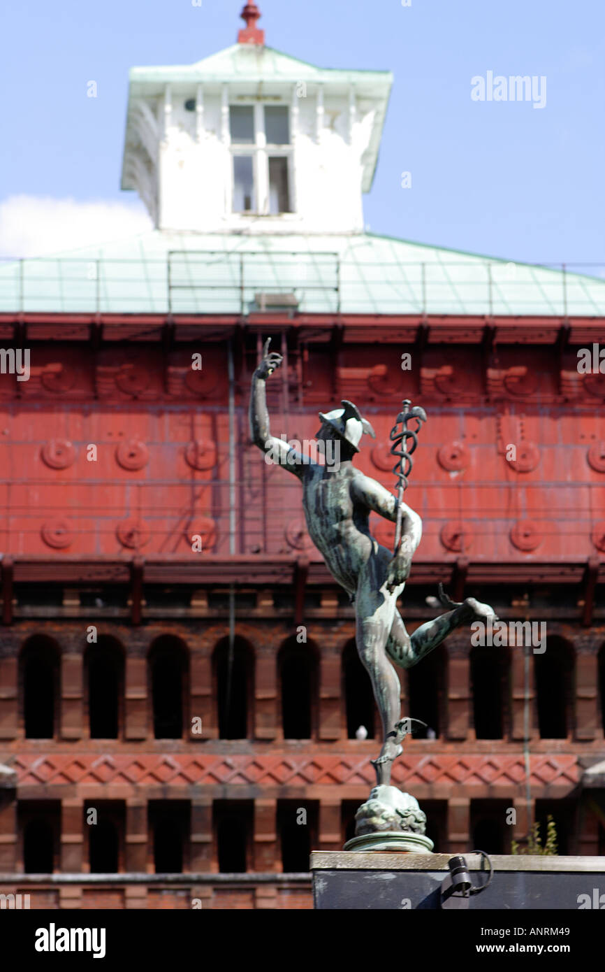 Statue of Mercury from the Mercury Theatre with the infamous Jumbo