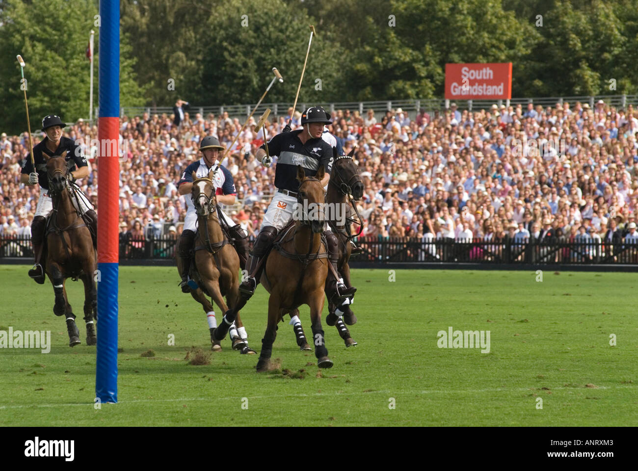 Polo Cartier International Polo at the Guards Club Smiths Lawn Windsor Great Park Egham Surrey England 2000s 2006 HOMER SYKES Stock Photo