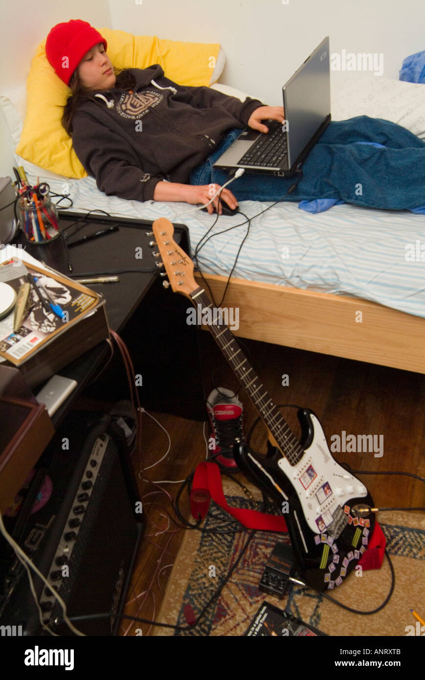 Teenager bedroom messy computer hi-res stock photography and images - Alamy