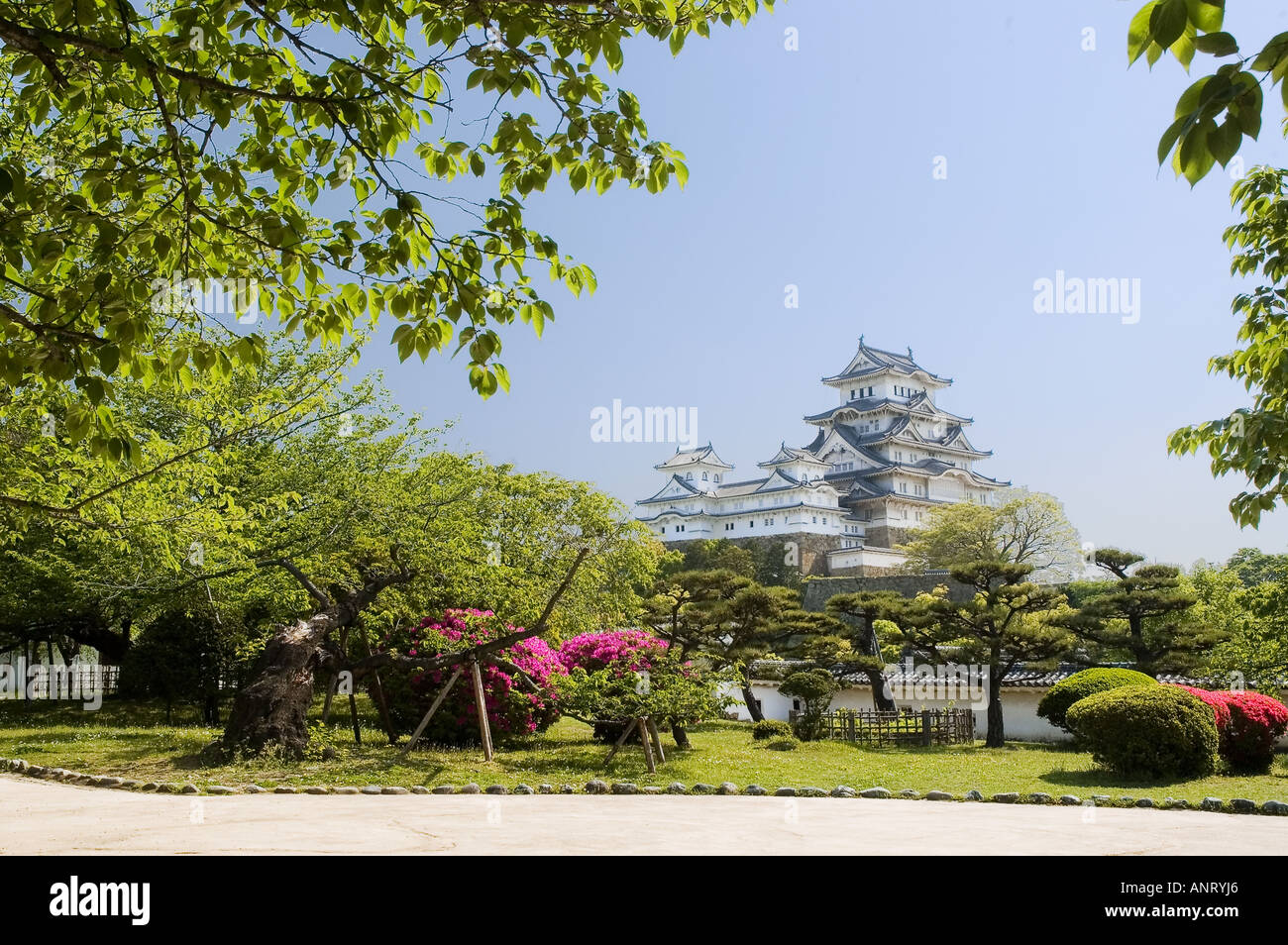 The Central Tower Of Himeji Castle In Himeji Japan Stock Photo Alamy the-central-tower-of-himeji-castle-in-himeji-japan-stock-photo-alamy