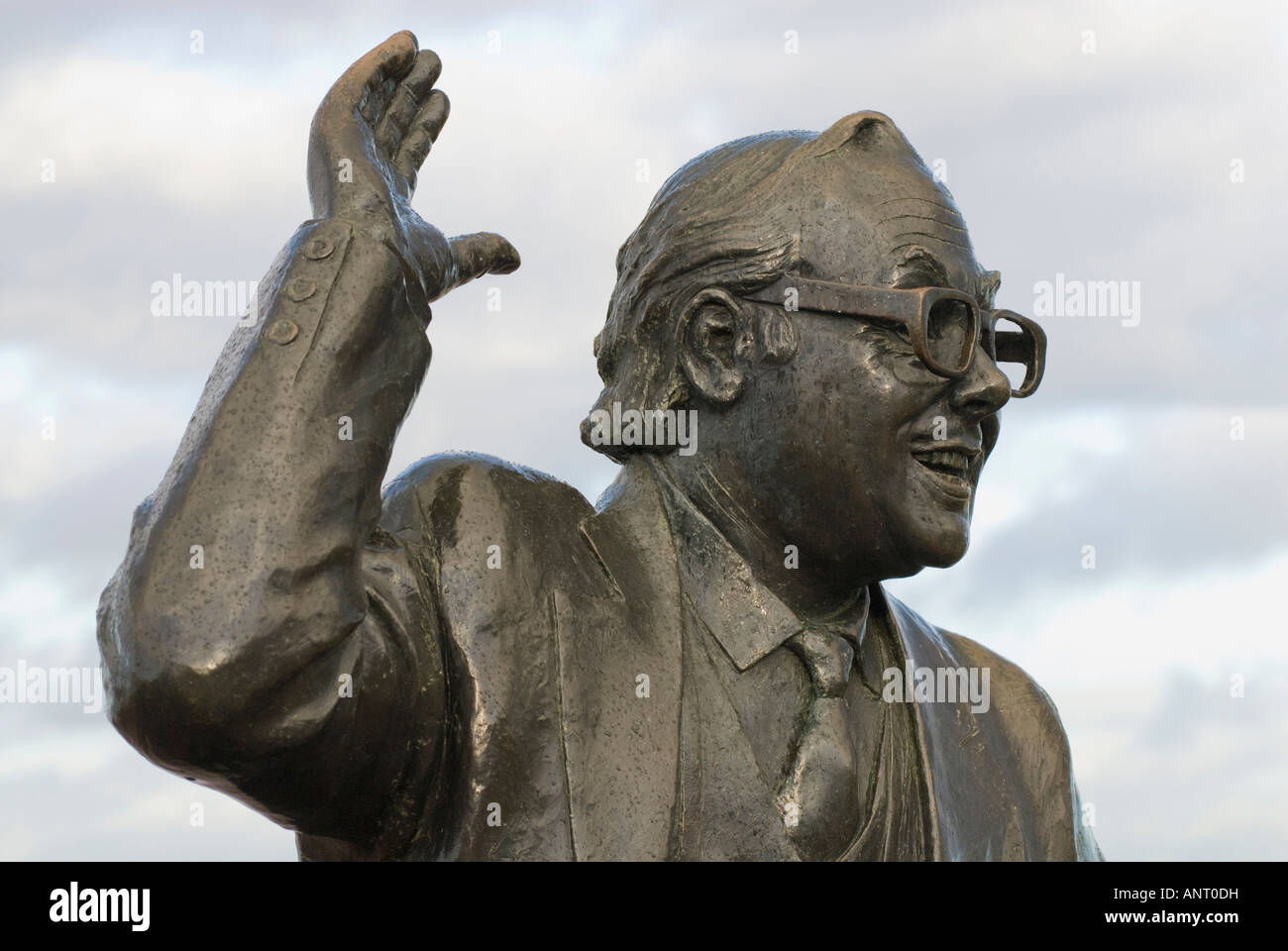Eric Morecambe Statue Stock Photo - Alamy