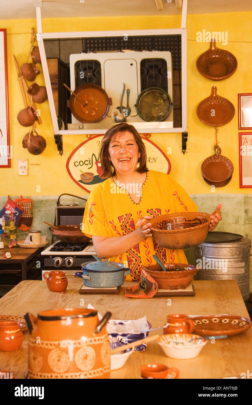 chef-maria-solorzano-and-her-coci-mari-traditional-mexican-cooking-ANT9JB.jpg