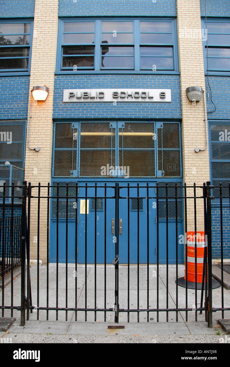Public school 9 Manhattan NYC USA Stock Photo