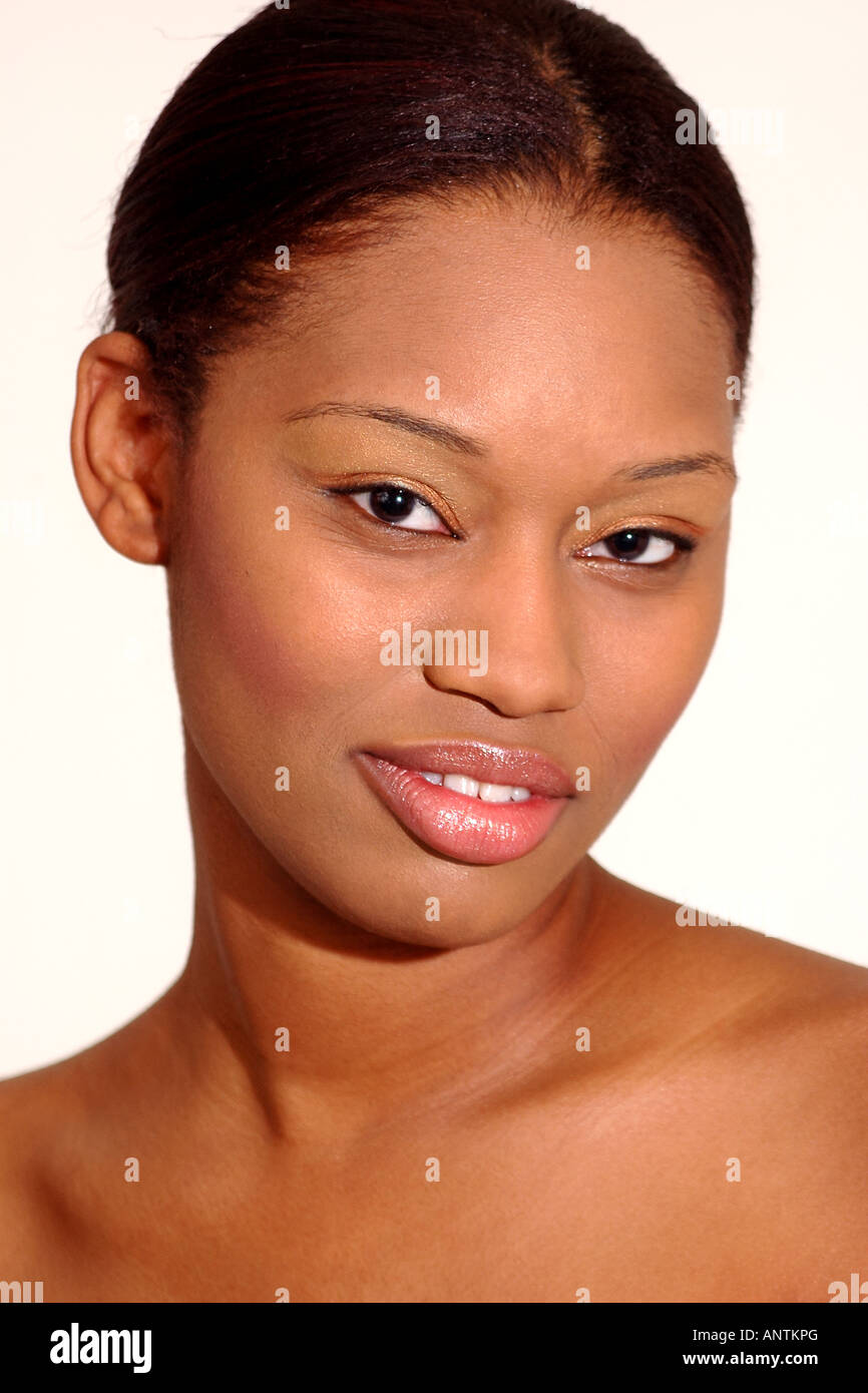 African american beauty hi-res stock photography and images - Alamy