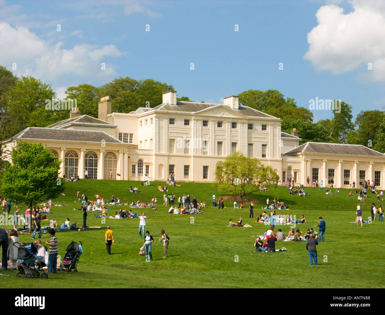 kenwood house and park highgate london england Stock Photo - Alamy