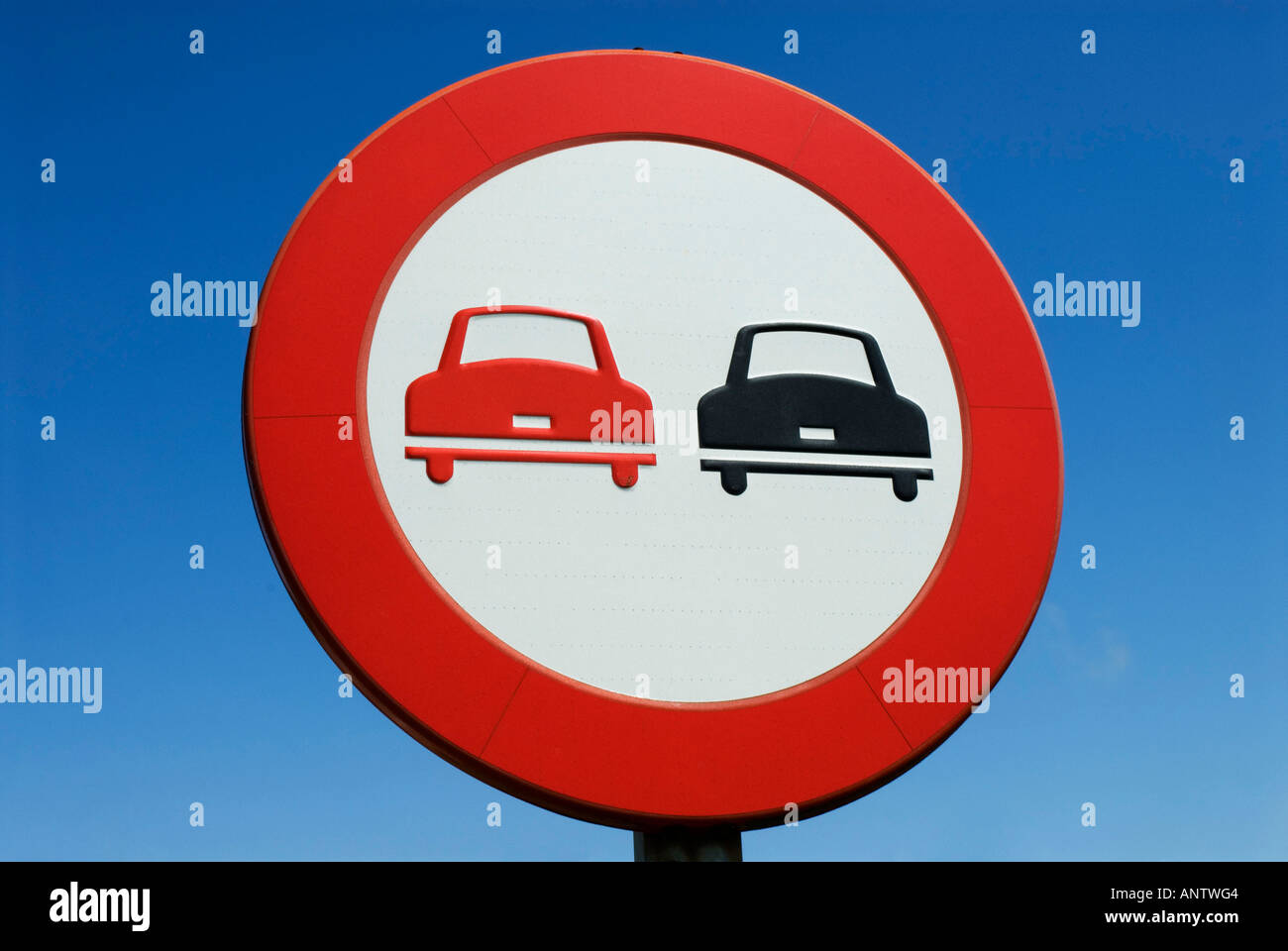 No Overtaking Signs Stock Photos & No Overtaking Signs Stock Images - Alamy