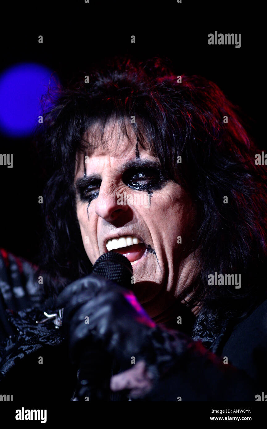 Alice Cooper formerly known as Vincent Damon Furnier at Nottingham Indoor Arena, Nottingham, UK