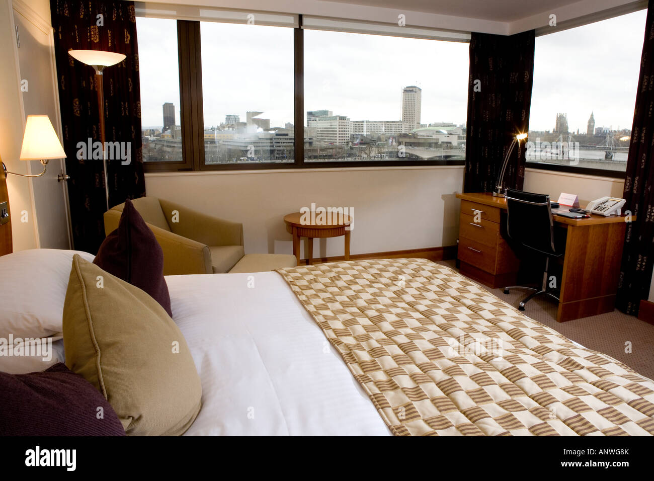 A standard room inside the top West End hotel, Swissotel, London, UK Stock Photo