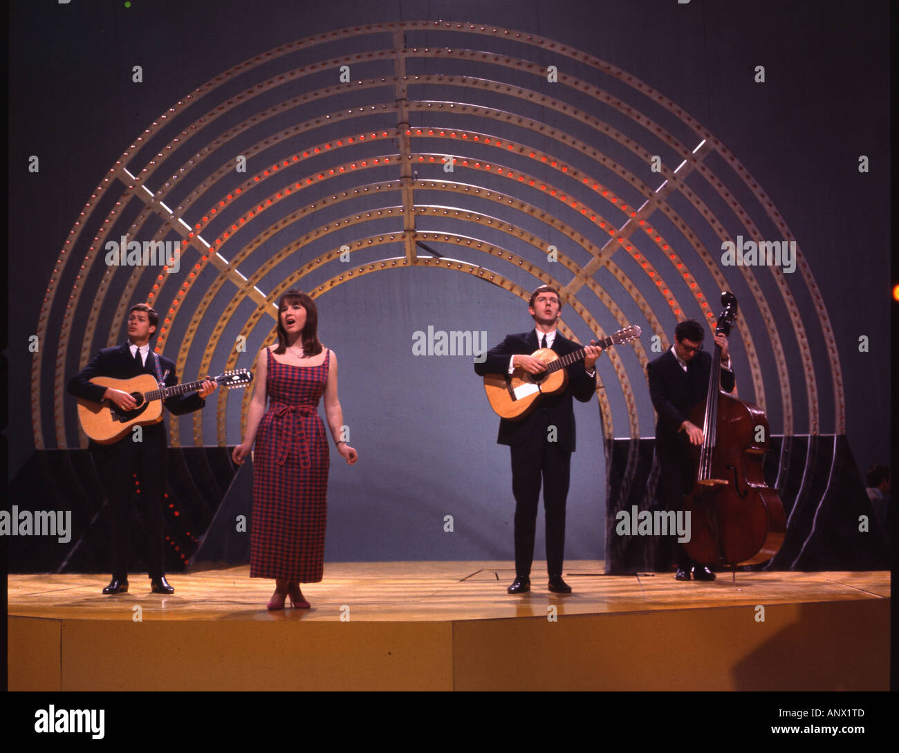 SEEKERS Australian group in 1967. From left: Keith Potger, Judith Durham,Bruce Woodley, Athol Guy. Photo Toiny Gale Stock Photo