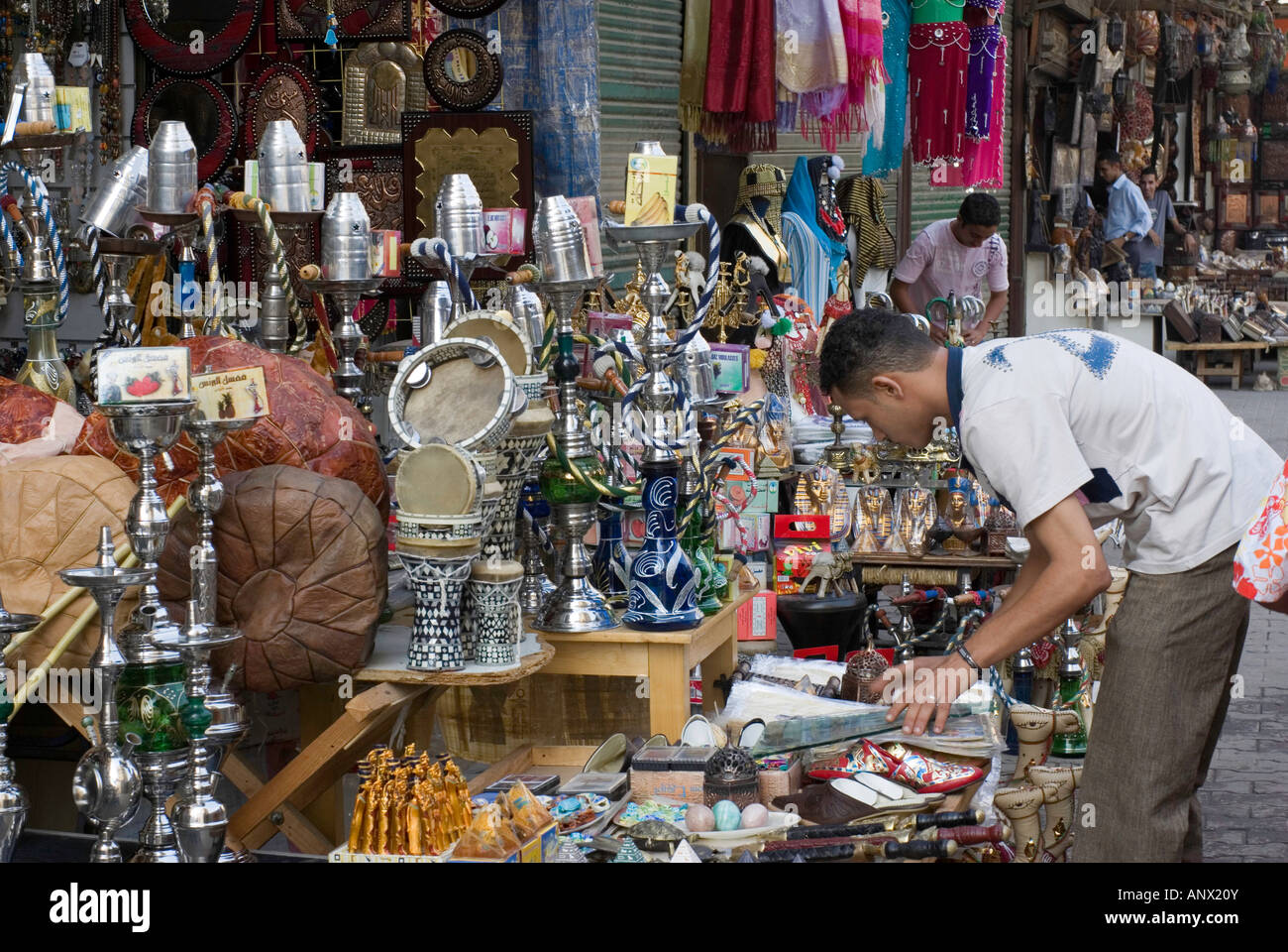 Egyptian man market hi-res stock photography and images - Alamy
