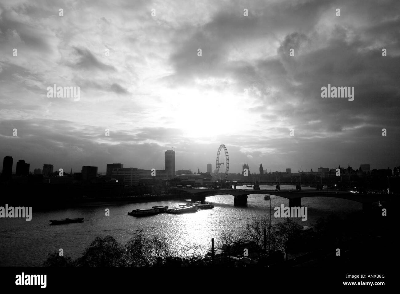 Panoramic view overlooking Waterloo Bridge, Big Ben, Parliament and the London Eye Stock Photo