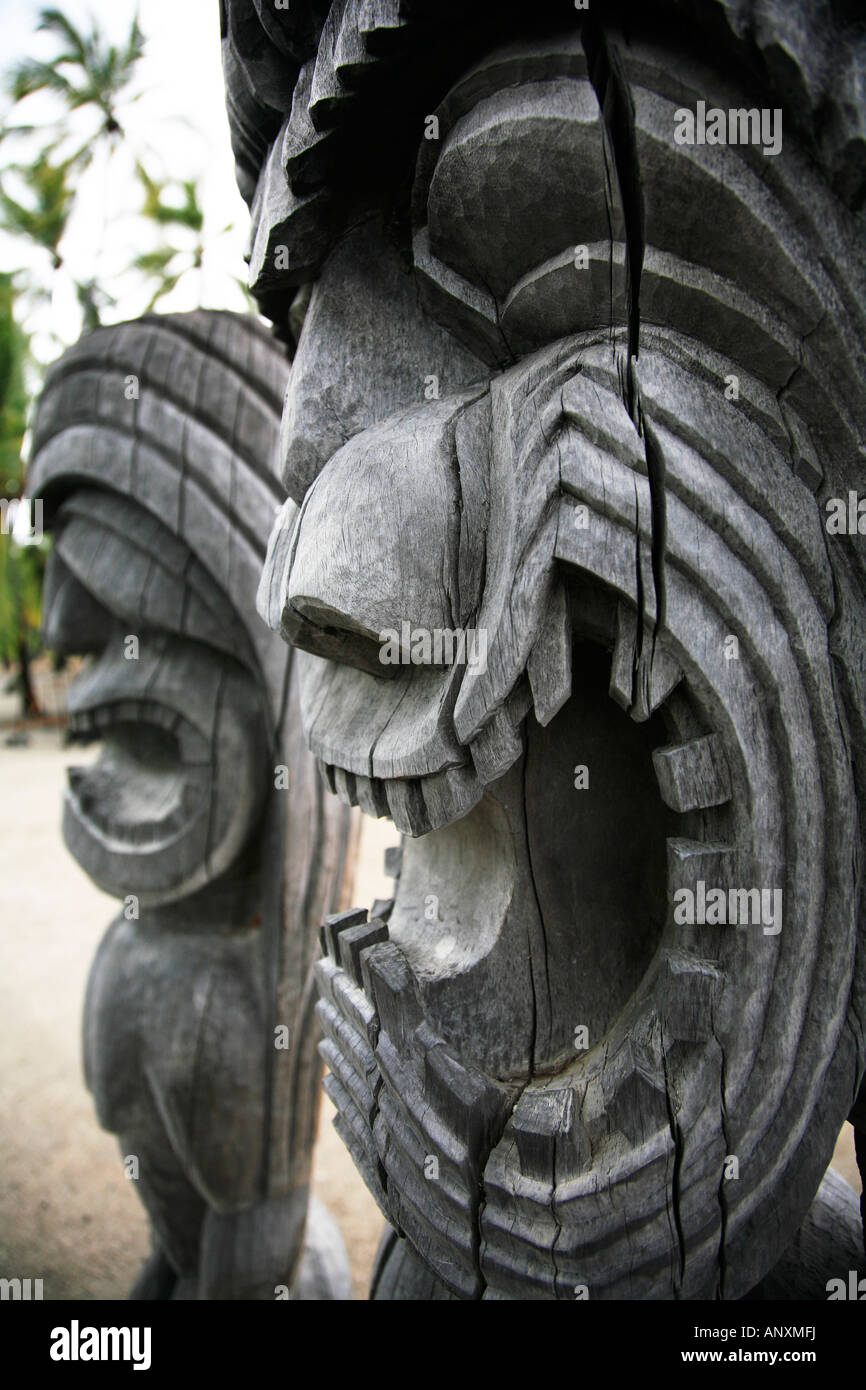 Wooden Carvings Of Ancient Hawaiian Gods Honaunau Place Of Refuge Wooden carvings of ancient hawaiian gods honaunau place of refuge