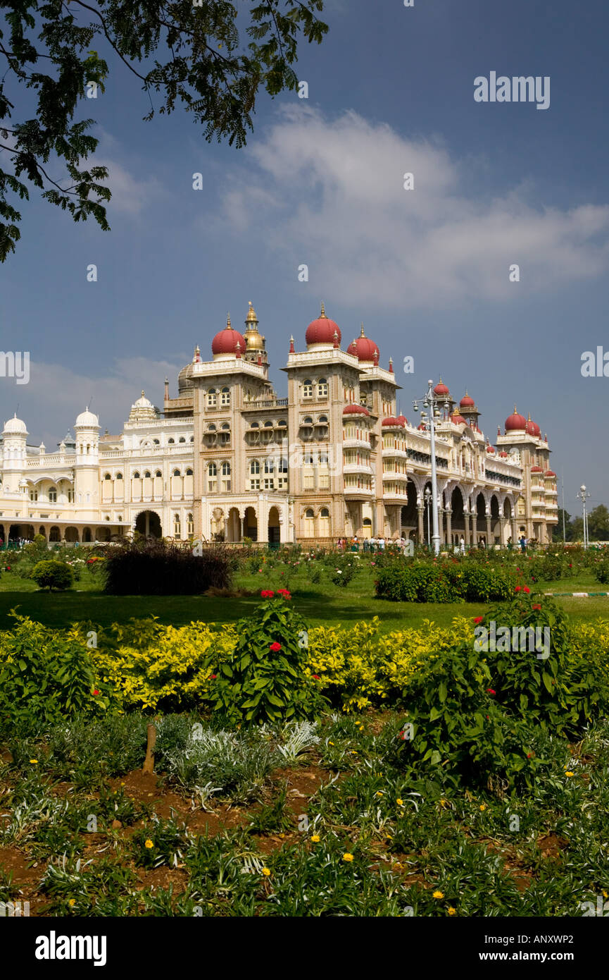 Mysore palace and flower garden hires stock photography and images Alamy
