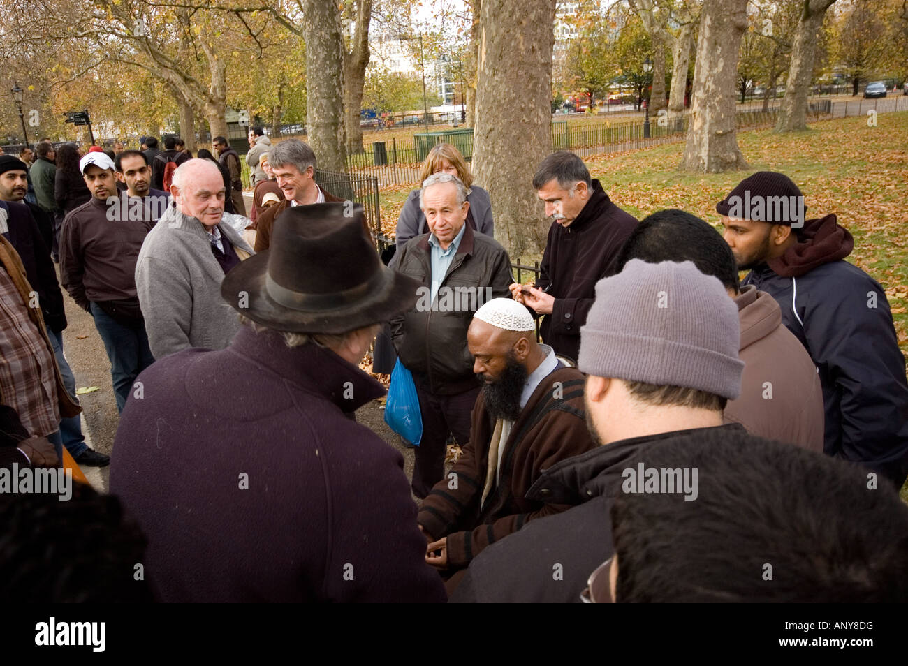 Speakers corner and soapbox hires stock photography and images Alamy
